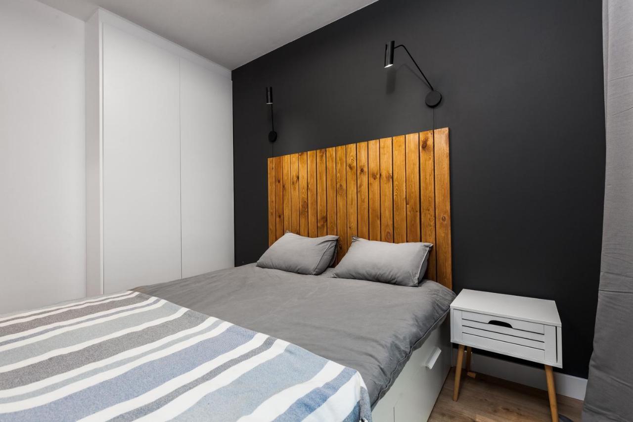 Uroczy Apartament W Sercu Starego Miasta Danzig Exterior foto