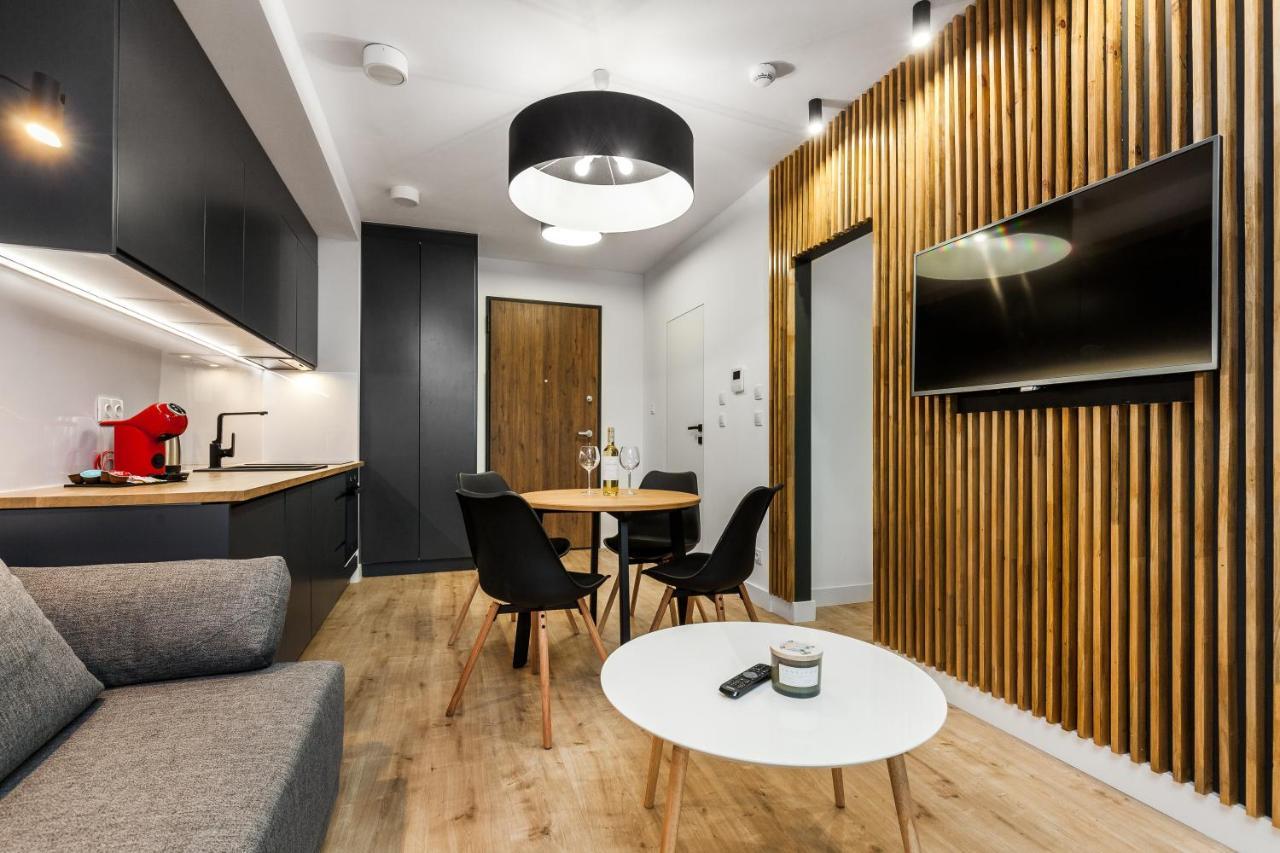 Uroczy Apartament W Sercu Starego Miasta Danzig Exterior foto