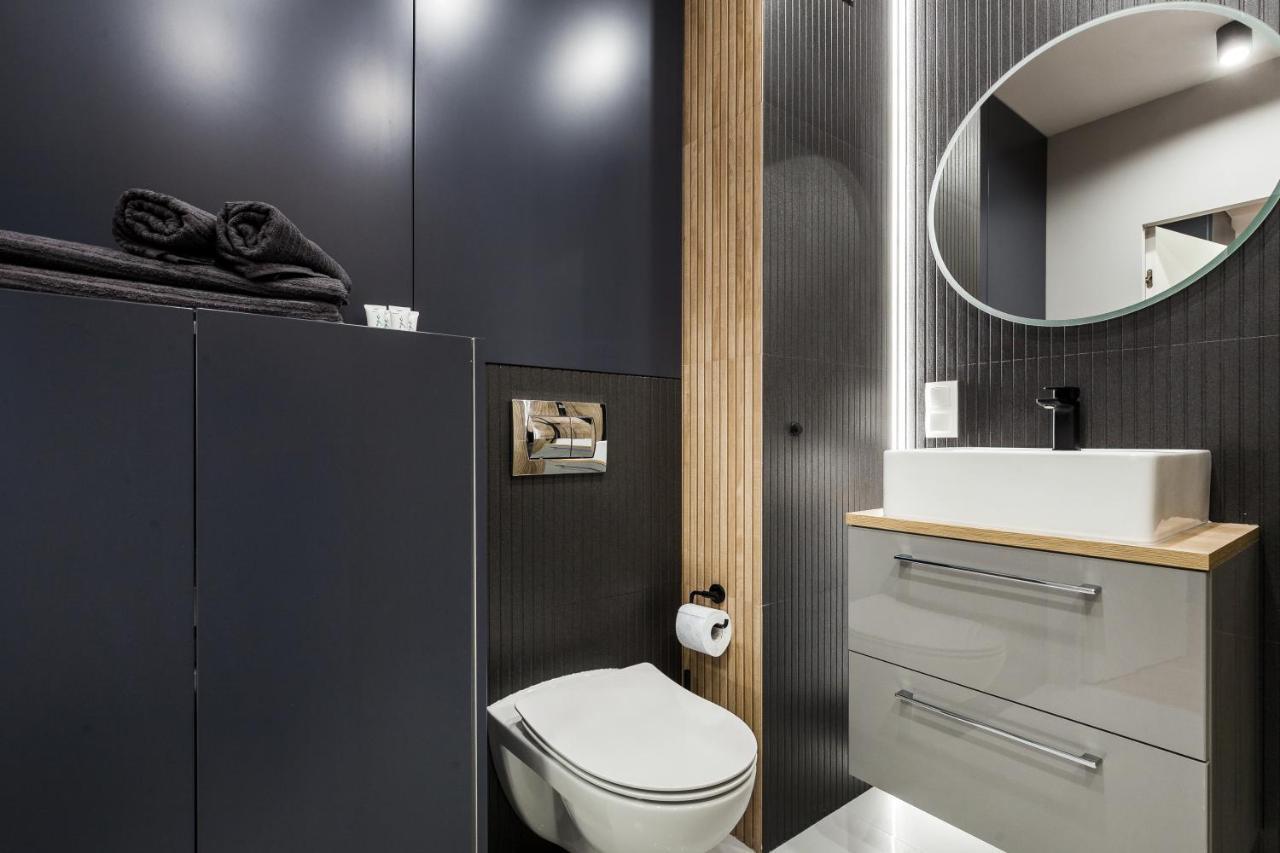 Uroczy Apartament W Sercu Starego Miasta Danzig Exterior foto